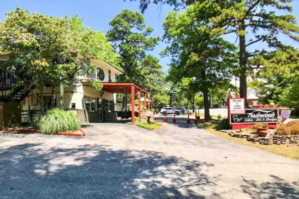 Suite Dreams 101 - Tradewinds Eureka Springs Esterno foto