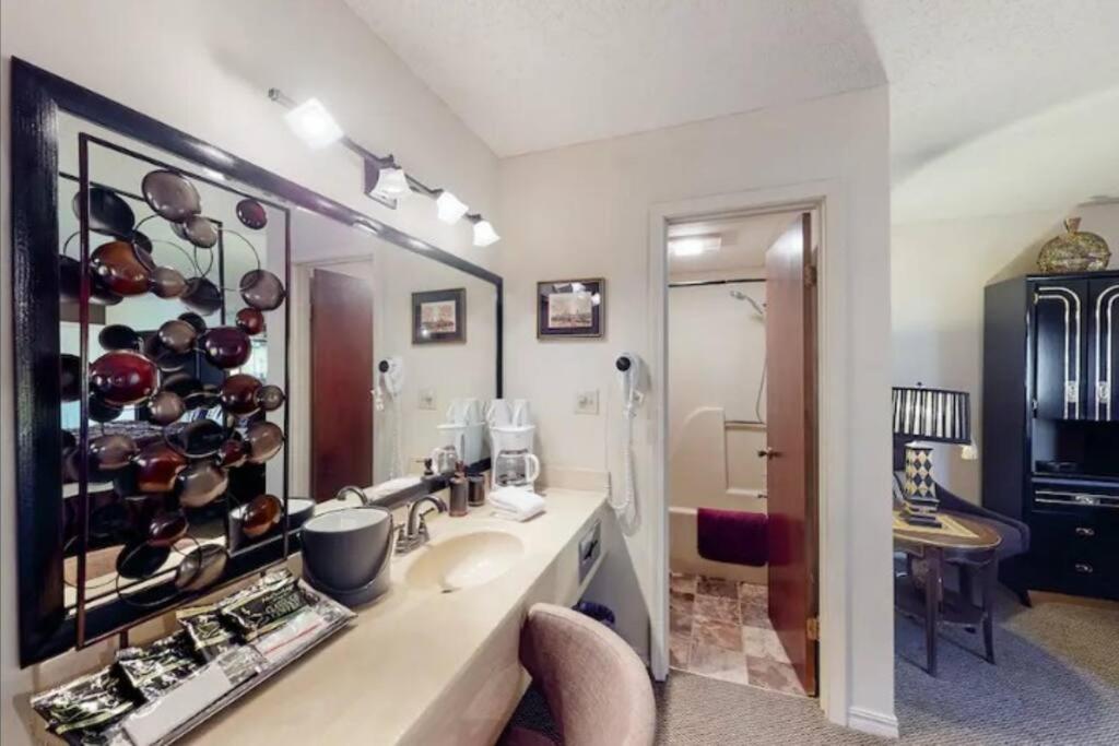Suite Dreams 101 - Tradewinds Eureka Springs Esterno foto