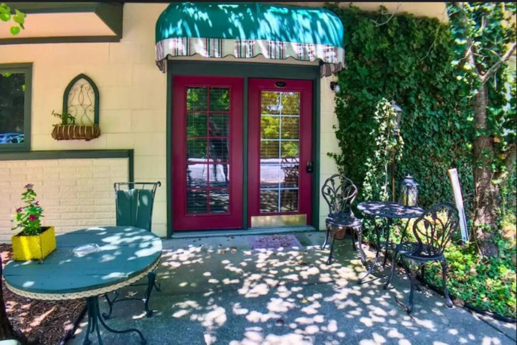 Suite Dreams 101 - Tradewinds Eureka Springs Esterno foto